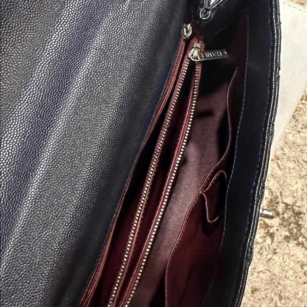 Navy blue Chanel coco handle - Picture 7 of 13